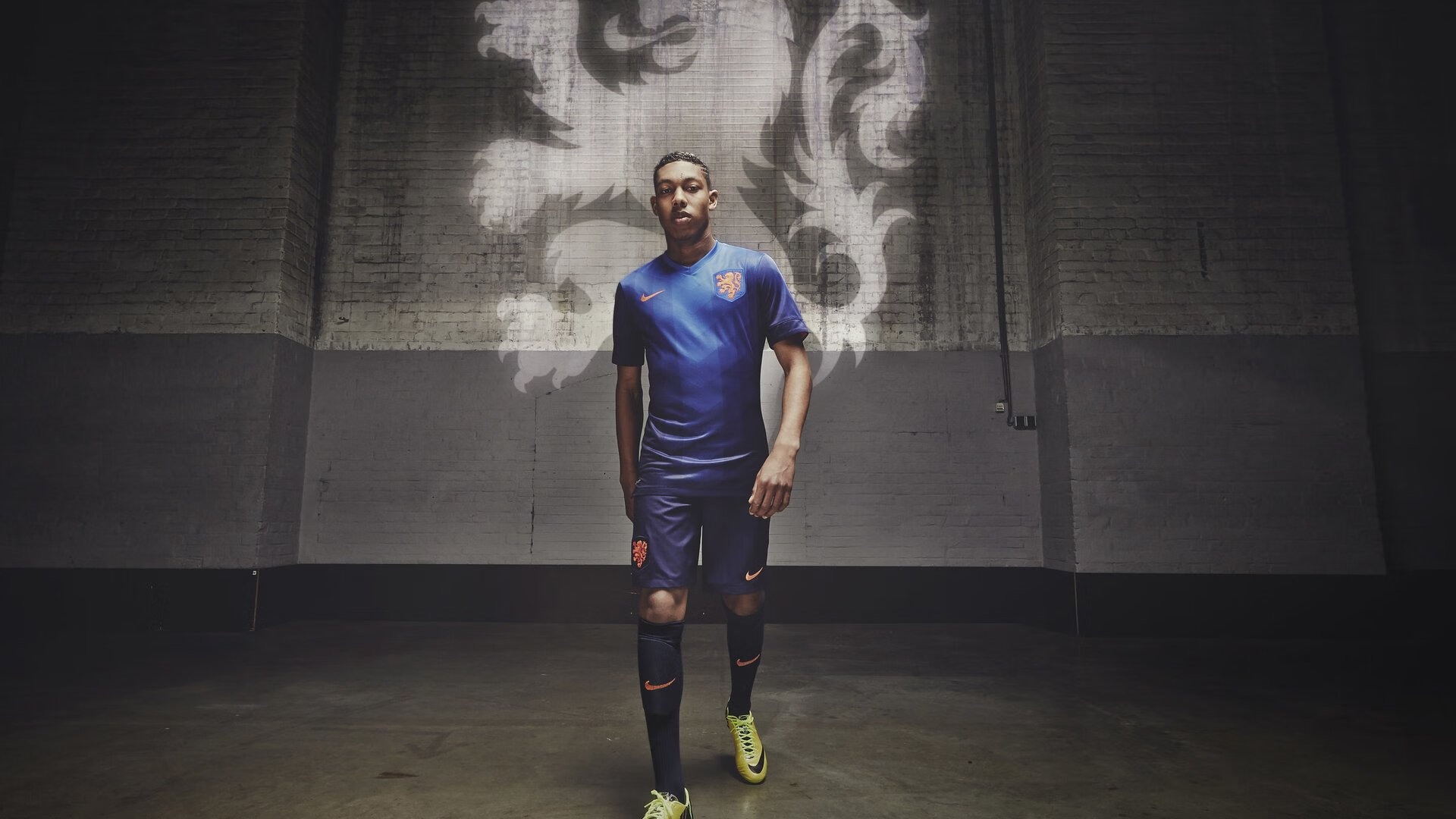 高尔的无畏突破精神，激发袋鼠队全员进攻潜力，高尔夫袋鼠男装简介